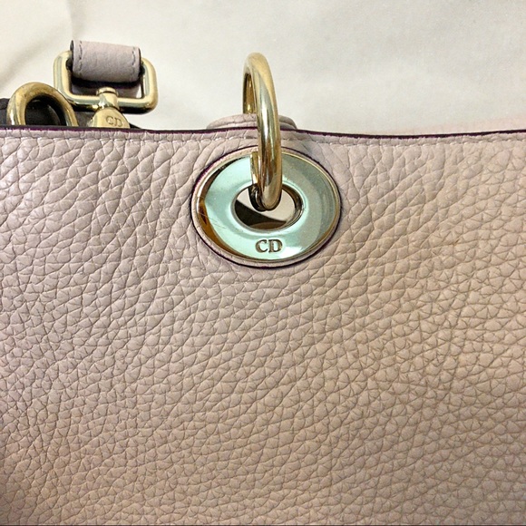 christian dior “diorissimo” tote medium
euc - Picture 8 of 10